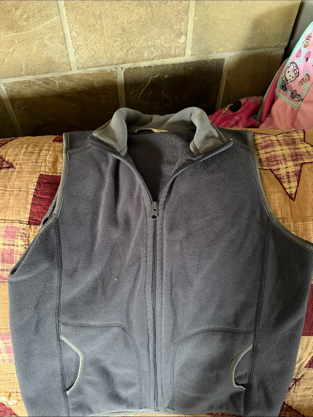 Old Navy Men's Dark Gray Fleece Vest with Zip